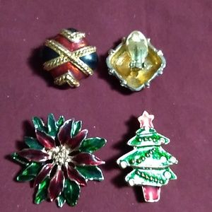 Pair of Christmas earrings and 2 brooch